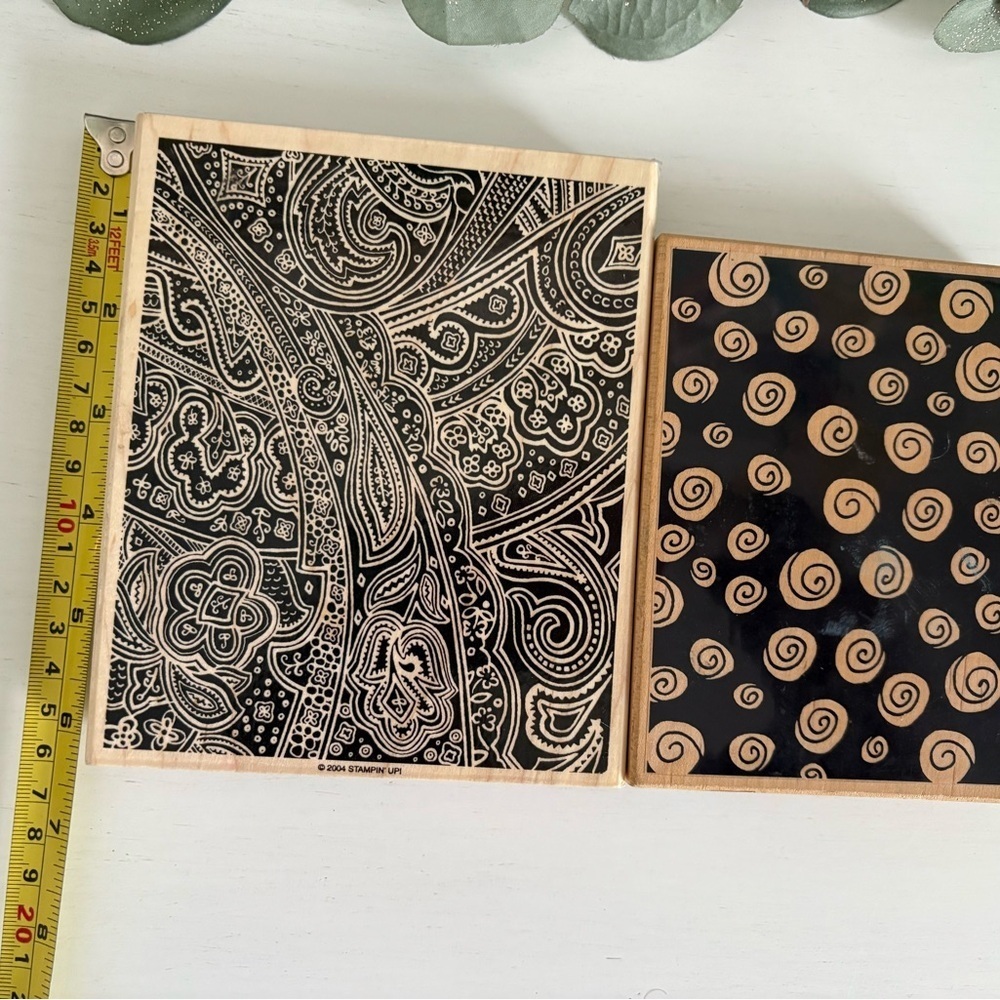 2 Large Wood Rubber Background Stamps - Picture 7 of 7